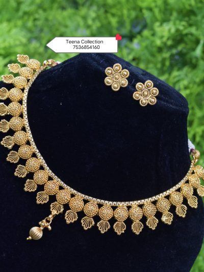Gold Neckles 21
