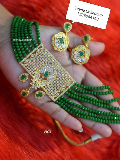 Green necklace (kll)